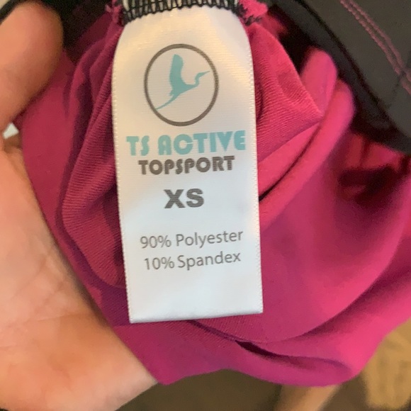 Maternity work out top - xs - Picture 3 of 3